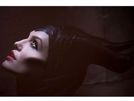 Angelina Jolie: Daughter Vivienne Was the Only 4-Year-Old Who Didn't Scream at Maleficent| Sleeping Beauty, Movie News, Angelina Jolie