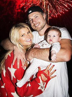 PHOTO: Jessica Simpson Celebrates July 4th with Baby Maxwell | Jessica Simpson