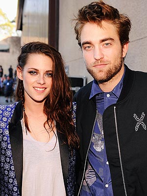 Robert Pattinson Leaves Home He Shares with Kristen Stewart | Kristen Stewart, Robert Pattinson