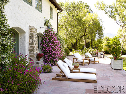 Reese Witherspoon – Inside Her Ojai Wedding Home| Celeb Real Estate, Reese Witherspoon