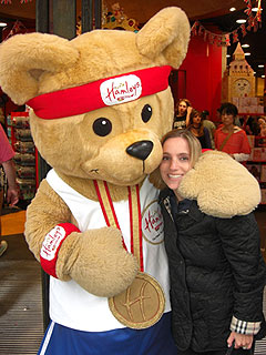 Kerri Strug Shares London Photo Diary (and a New Shot of Baby Tyler!) | Kerri Strug