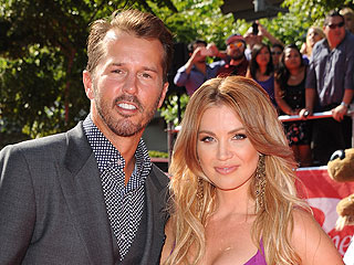 Willa Ford and Husband to Divorce