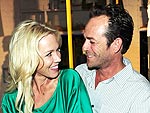 Jennie Garth, Luke Perry Share a Squeeze at Old Navy Event | Jennie Garth, Luke Perry