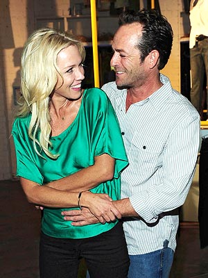 Jennie Garth and Luke Perry