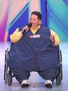 VIDEO: Simon Makes a Deal with 540-Lb. Contestant on The X Factor