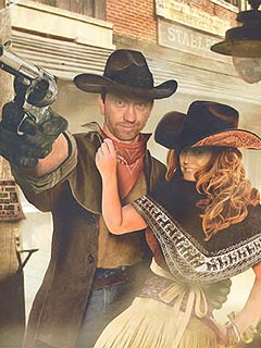 PHOTO: Heidi Klum & Bodyguard Beau Have a Wild (West) Time at Theme Park | Heidi Klum
