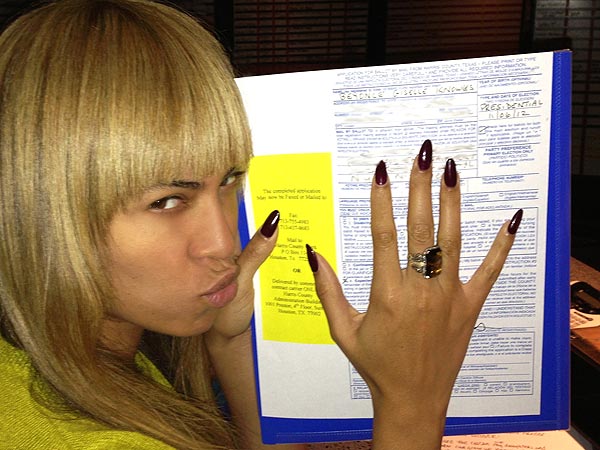 Celebrities Are Getting Out the Vote (with YouTube and Humor, Of Course)| Barack Obama, Beyonce Knowles, Jonah Hill, Joseph Gordon-Levitt, Leonardo DiCaprio, Mitt Romney