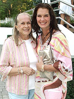 Brooke Shields Speaks Out About Mom's Death | Brooke Shields