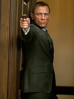 REVIEW: Skyfall May Be the Best James Bond Movie Yet | Daniel Craig