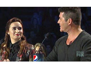 Awkward! Demi Lovato in Tough Position After X Factor Results | Demi Lovato, Simon Cowell