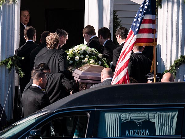 Newtown's Dawn Hochsprung and Victoria Soto to Be Buried Wednesday| Connecticut School Shootings, Real People Stories