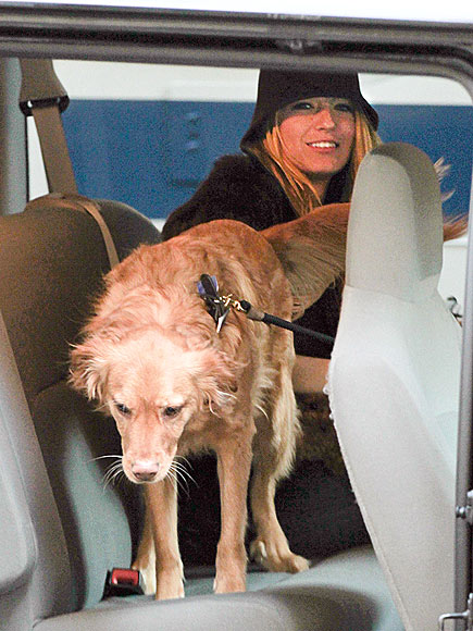 VERY IMPORTANT PET photo | Blake Lively
