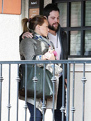 Hilary Duff's Dog Home from Hospital