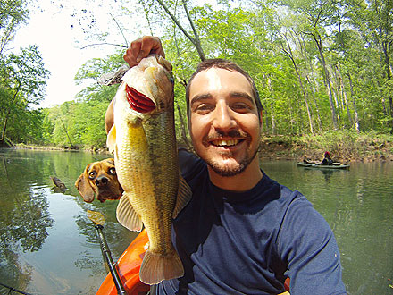 Begging for Bass! Photo of Fish-Loving Dog Goes Viral| Dogs, Funny Pets