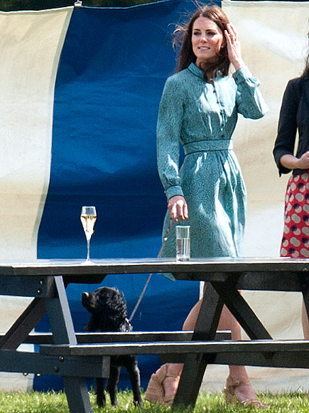 DUCHESS OF CAMBRIDGE photo | Kate Middleton