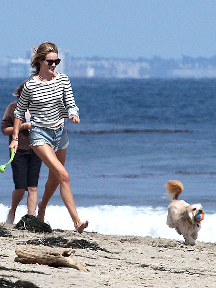 ROSIE HUNTINGTON-WHITELEY photo | Rosie Huntington-Whiteley