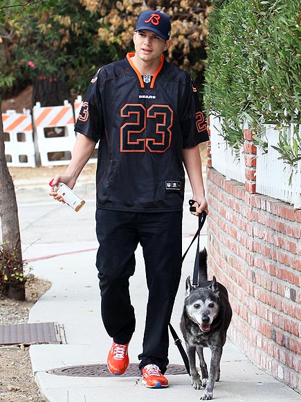 ASHTON KUTCHER photo | Ashton Kutcher