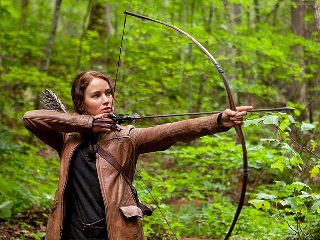 What is Katniss's weapon of choice in The Hunger Games?