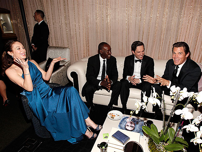 FUNNY BUSINESS
photo | Diane Lane, Don Cheadle, Josh Brolin