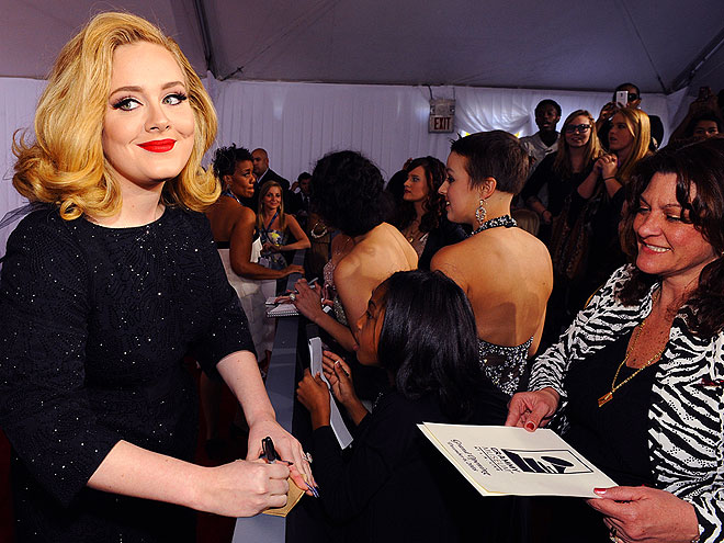 PEN PAL
photo | Adele
