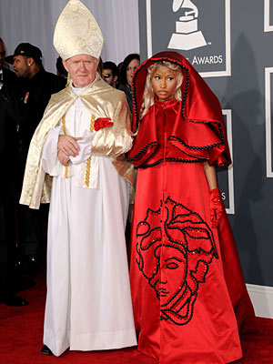 Nicki Minaj Walks Grammy Red Carpet with Pope Lookalike  Nicki Minaj
