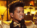 The Best One-Liners of the Night | Bruno Mars
