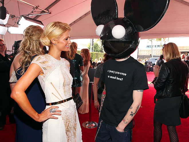 ALL EARS
photo | Deadmau5, Paris Hilton