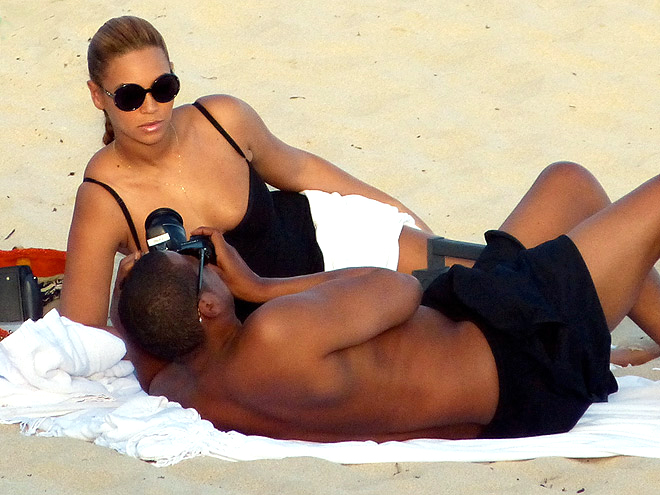 JAY-Z AND BEYONCÉ photo | Beyonce Knowles, Jay-Z