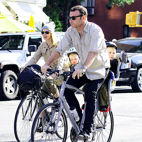 NAOMI WATTS & LIEV SCHREIBER
 photo | Liev Schreiber, Naomi Watts
