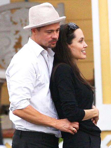 LEAN ON HIM   photo | Angelina Jolie, Brad Pitt