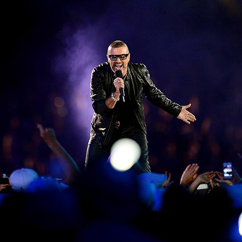 BY GEORGE, HE'S BACK! photo | George Michael