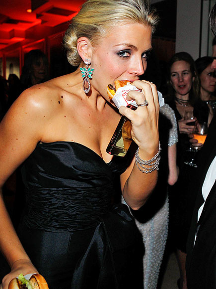 1    photo | Busy Philipps