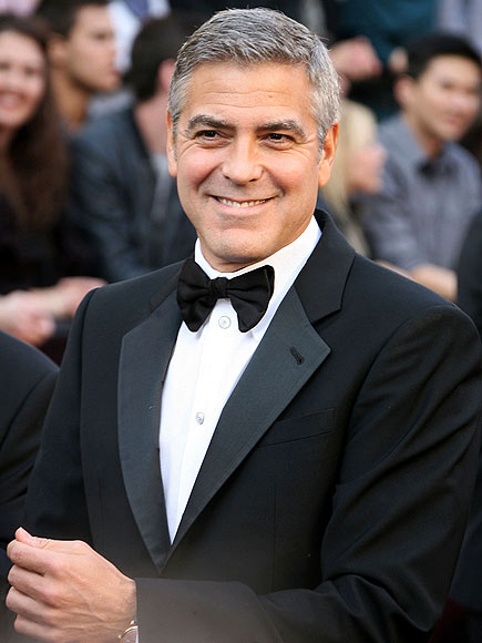 SEXIEST SEXIEST MAN ALIVE: GEORGE CLOONEY
photo | George Clooney