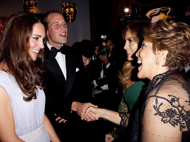 FIRST NORTH AMERICAN TRIP
photo | Jennifer Lopez, Kate Middleton, Prince William