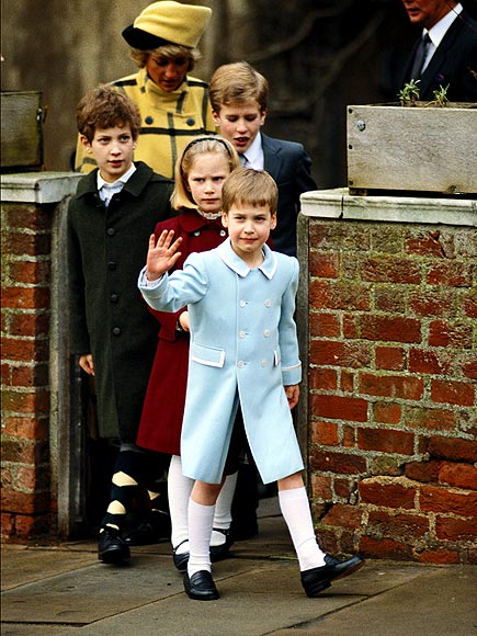 HOLIDAY SALUTE
photo | Prince William, Princess Diana, Zara Phillips