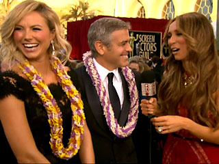 Guiliana Rancic Leis George Clooney, Juggles with Jane Lynch | George Clooney, Giuliana Rancic