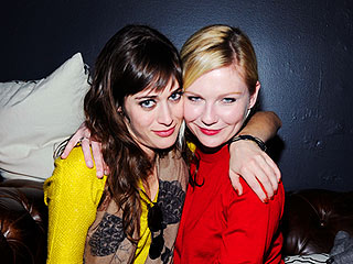 'Snow' Much Fun at Sundance! | Kirsten Dunst, Lizzy Caplan