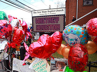 Paying Tribute to Whitney Houston | Whitney Houston