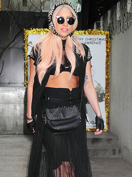 HER WEAR-WITHAL photo | Lady Gaga
