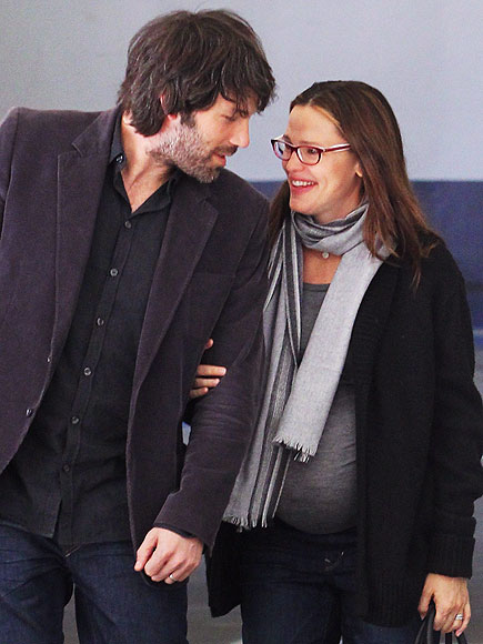 CLOSE ENCOUNTER
photo | Ben Affleck, Jennifer Garner