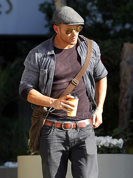 COFFEE CLUTCH 
 photo | Kellan Lutz