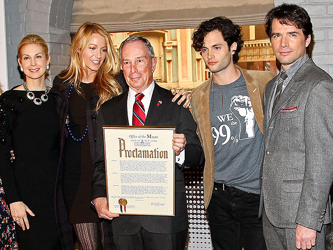 CENTENNIAL MOMENT
photo | Blake Lively, Penn Badgley