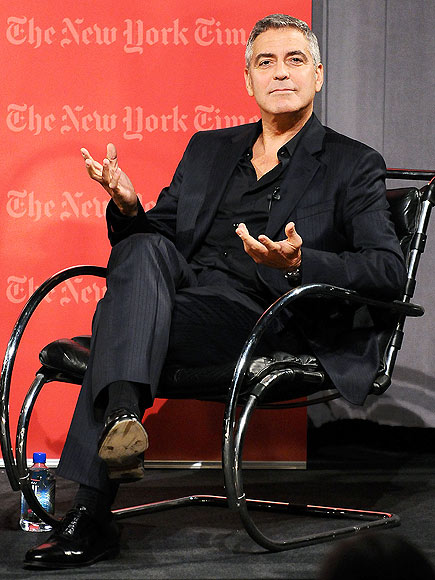 HOT TOPICS photo | George Clooney