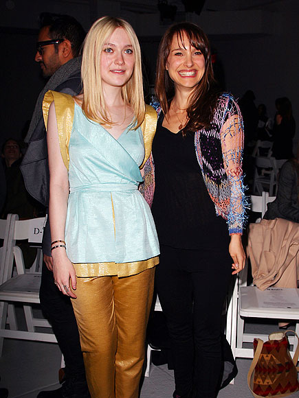 THE STYLE SET photo | Dakota Fanning, Natalie Portman