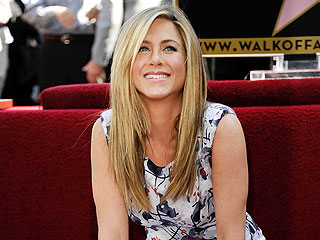Star Tracks: Star Tracks: Wednesday, February 22, 2012 | Jennifer Aniston