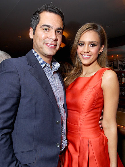 LOVE SHOT photo | Cash Warren, Jessica Alba