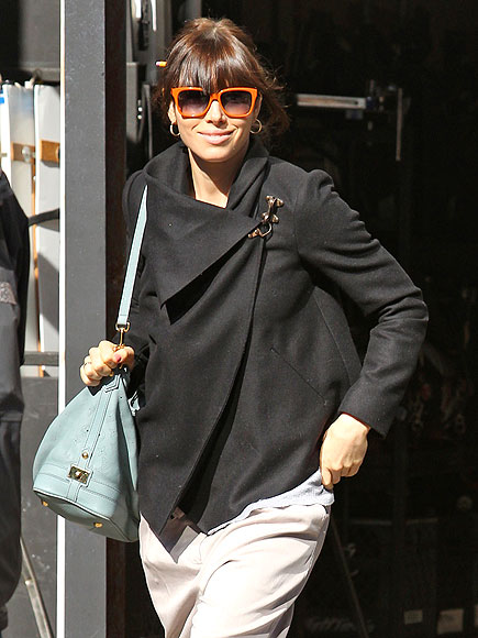 SHE'S ALL SET
 photo | Jessica Biel