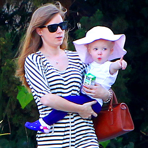 MOMMY MODE photo | Amy Adams