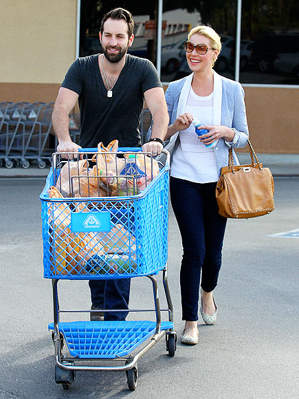 GO CART
 photo | Josh Kelley, Katherine Heigl