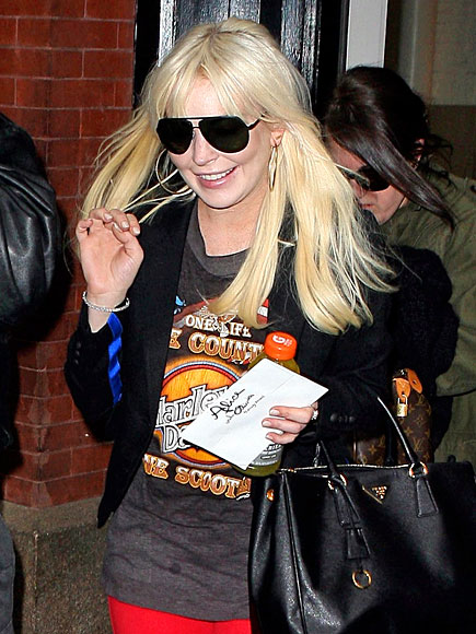 SAY CHEESE photo | Lindsay Lohan